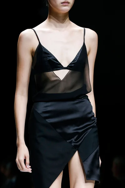 Look 5